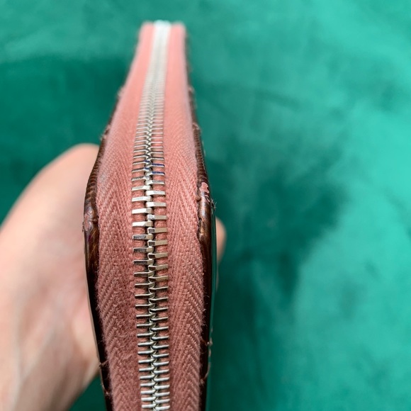 Authentic CHANEL Matelasse Bronze Leather … - Picture 6 of 16